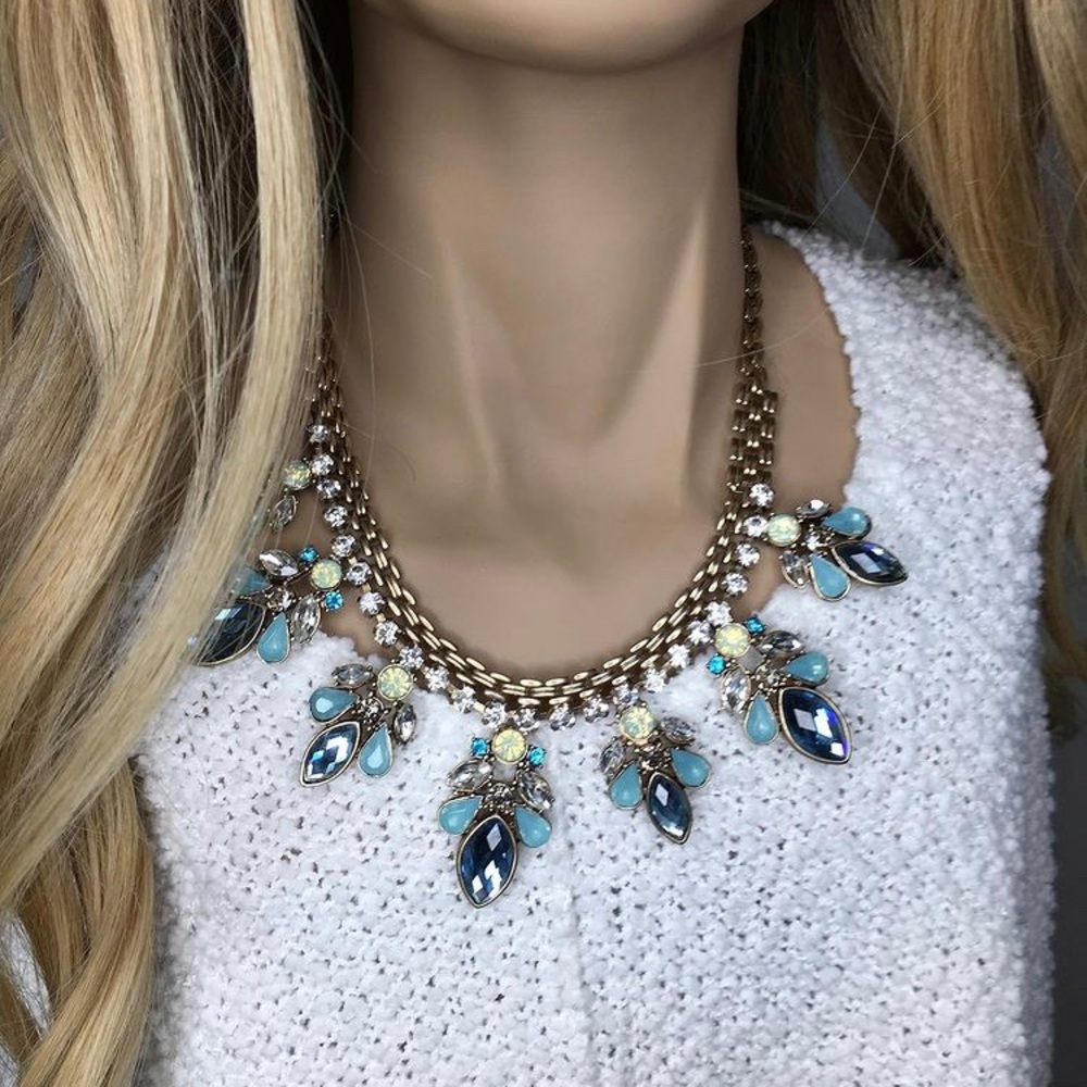 Blue stone necklace, lightly worn, like new
